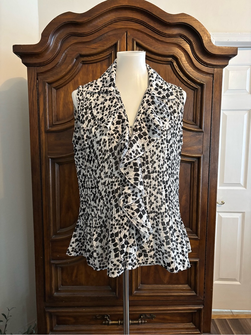 Colour works ruffle blouse top